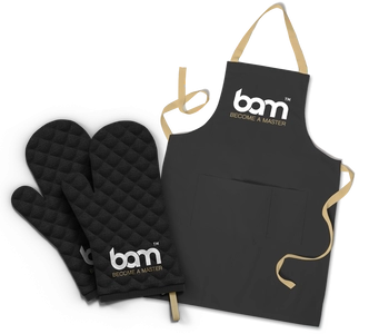 Set aus Schürze und Backhandschuhen