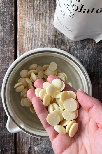 Drops aus weißer Schokolade, 5 kg