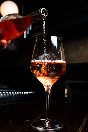 Sekt mit Ruby-schokolade