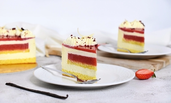 vanillekuchen mit erdbeeren