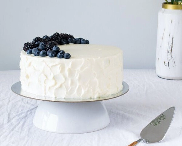 tortendekoration: schweizer buttercreme