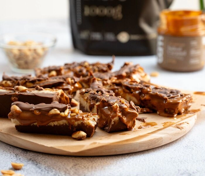 selbstgemachte snickers - ein einfaches dessert ohne backen