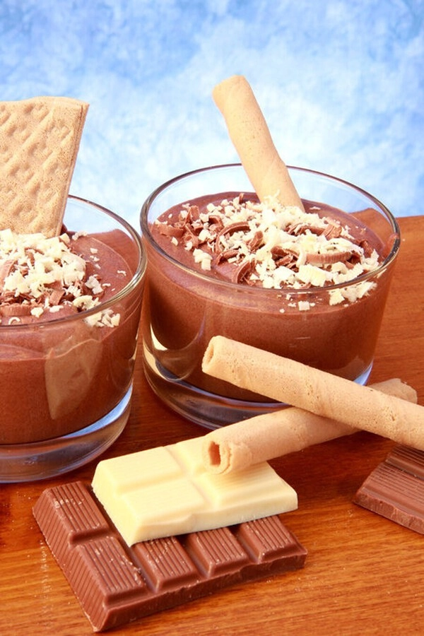einfache mousse au chocolat