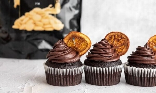 mini-jaffa-cupcakes