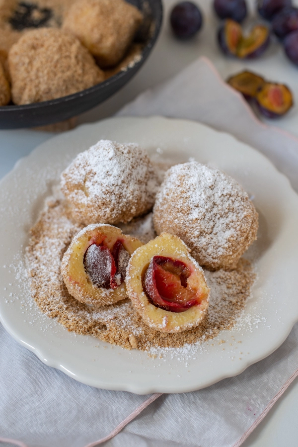knödel mit pflaumen